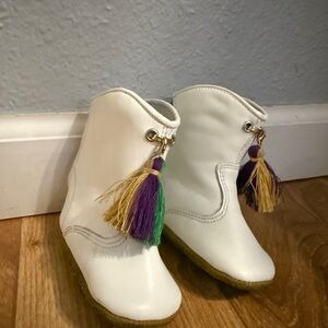 Stylish Kids' White Mardi Gras Booties with Tassels